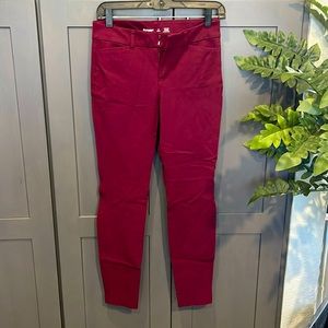 Cute high rise work pants 🥰